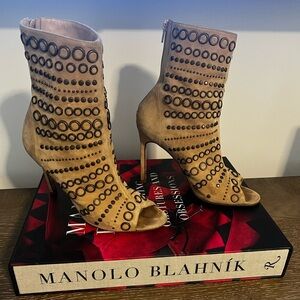 Manolo Blahnik Baskegrod Open-Toe Grommet Suede Ankle Boot